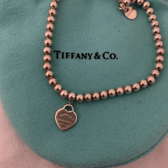 Tiffanys Bracelet - Picture 2 of 3